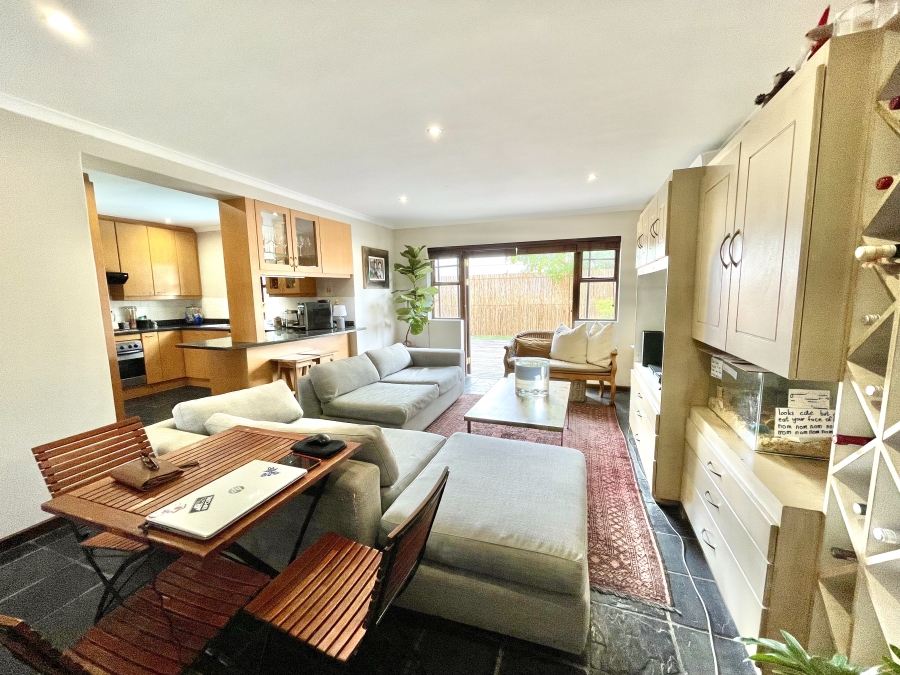 2 Bedroom Property for Sale in Boschenmeer Golf Country Estate Western Cape